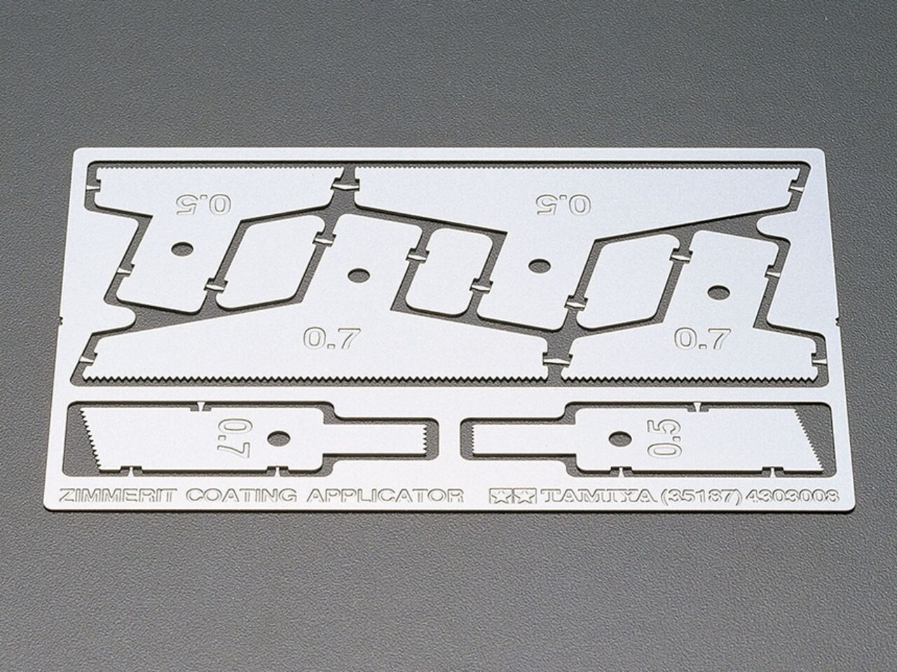 Tamiya 1/35 TAM35187 - 1/35 Tamiya Zimmerit Coating Photo-Etched Applicator Assembly Kit